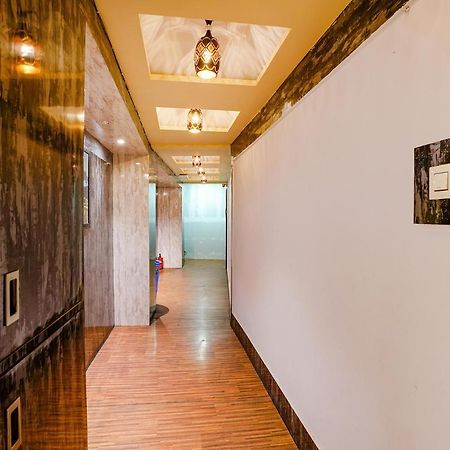 Готель Fabexpress Vinyasa Residency Бхияндар Екстер'єр фото